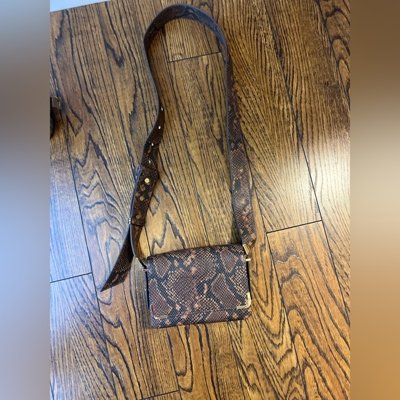 Black and brown animal print small sized crossbody purse. - Picture 2 of 11